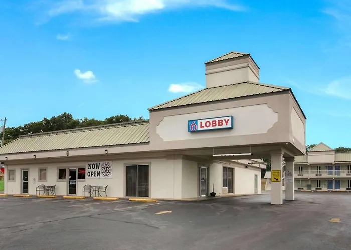 Motel 6-Pulaski, Tn